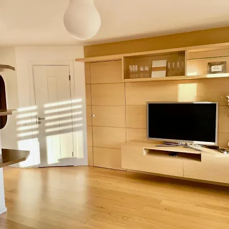 Happy Viesturs Apartment